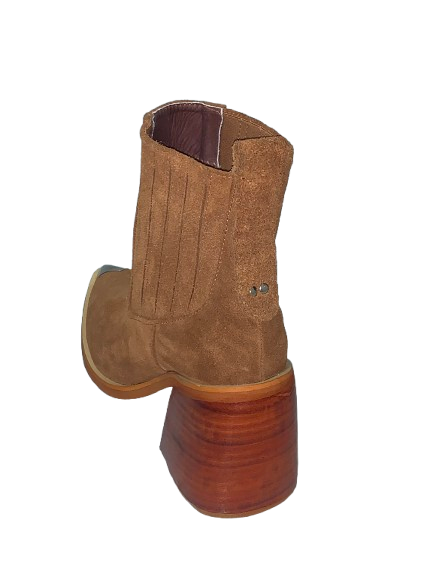 Botin puntera Plateada, Miel